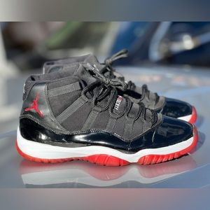 Nike Air Jordan 11 Retro 'Bred' (2012)